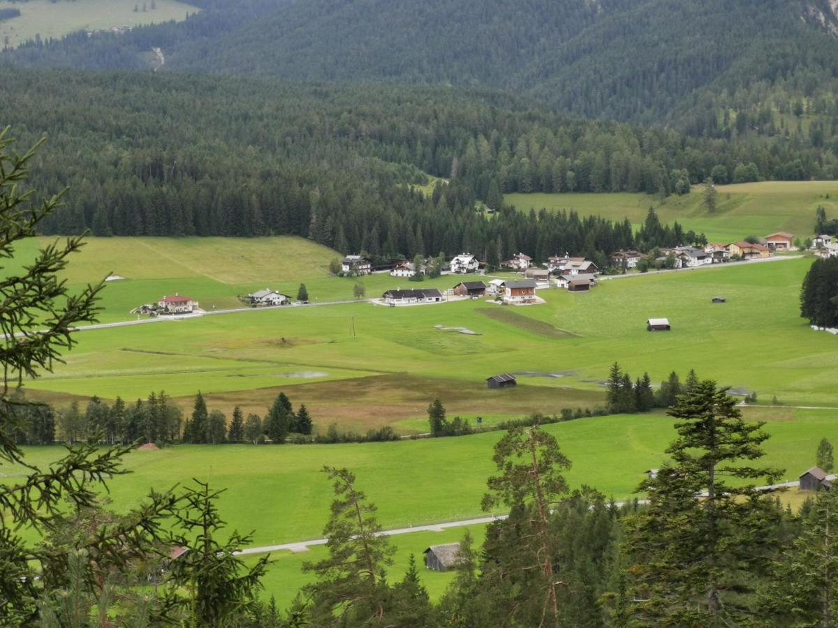 Haus Moosplatzl Lägenhet Leutasch Exteriör bild