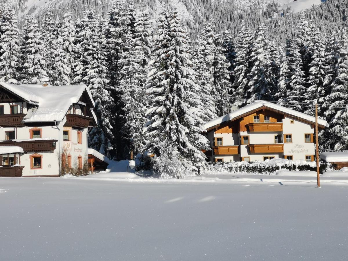 Haus Moosplatzl Lägenhet Leutasch Exteriör bild