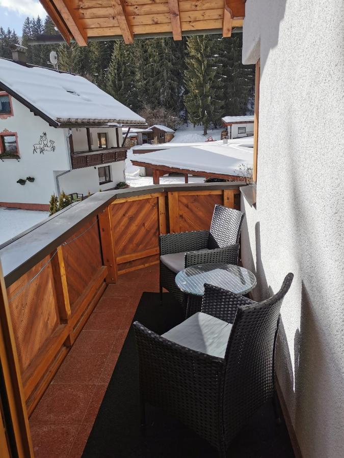 Haus Moosplatzl Lägenhet Leutasch Exteriör bild